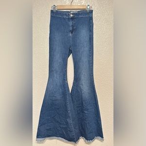 Free People Size 26 Long Bell Bottom Jeans with Pockets